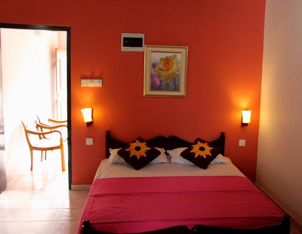Holiday Guest Inn Negombo Chambre photo